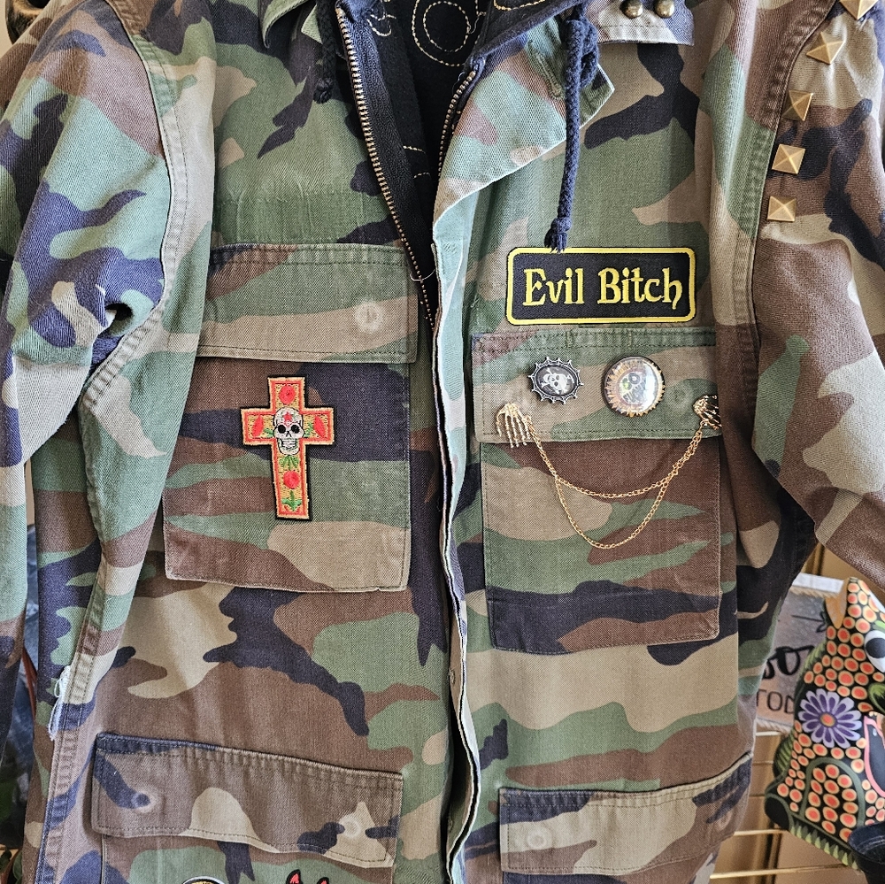Camo patch jacket - Picture 3 of 8
